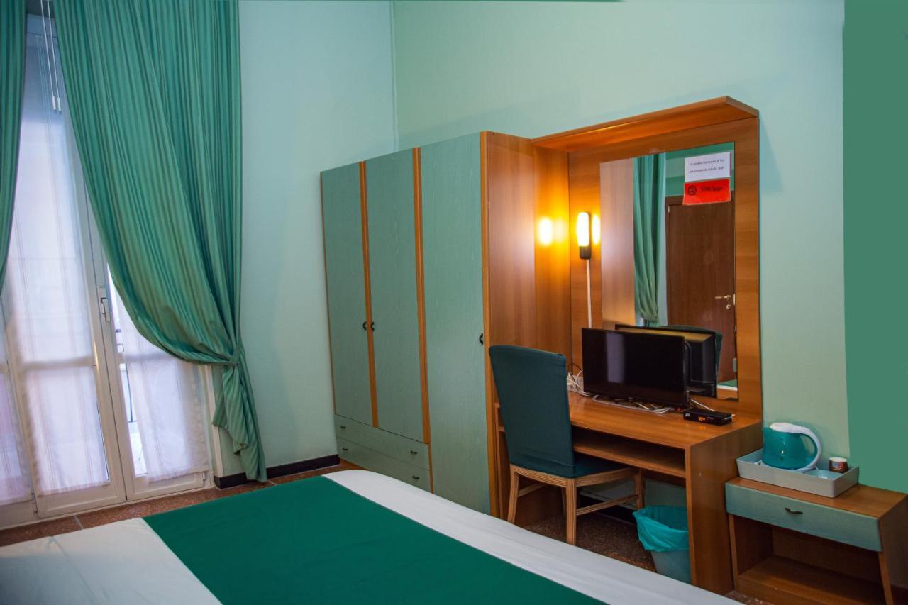 Albergo Glory 博尔盖托桑托斯皮里托 外观 照片